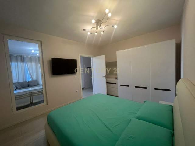 Tirane, jap me qera apartament 1+1 Kati 3, 44 m² 420 Euro (prane Condor Center)