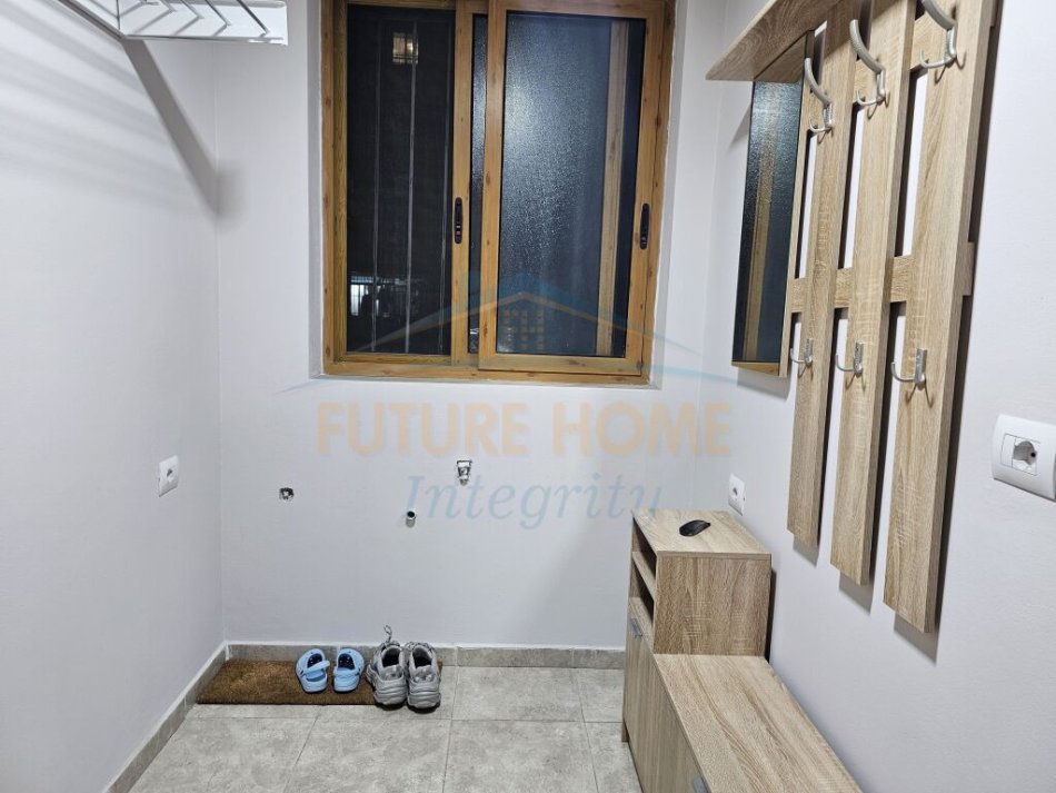 Tirane, jepet me qera apartament 1+1 Kati 1, 70 m² 550 € (Stadiumi Dinamo)