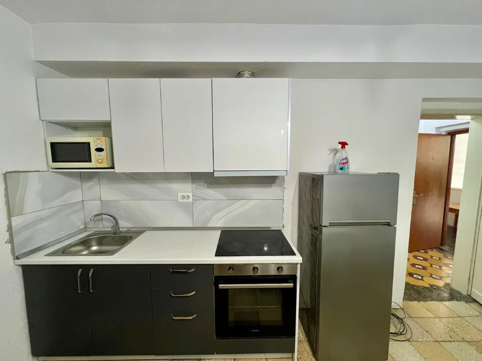 Qira, Apartament 1+1, ”Ali Dem”, Tiranë.