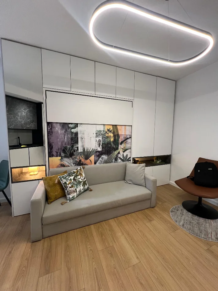 Tirane, shes garsonier 1+1 , 35 m² 83.000 € (Rruga Rrapo Hekali)