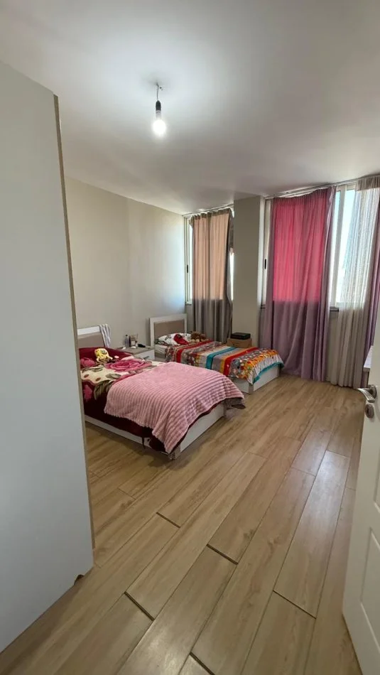 Tirane, shitet apartament 2+1 Kati 9, 106 m² 125.000 € (Misto Mame)