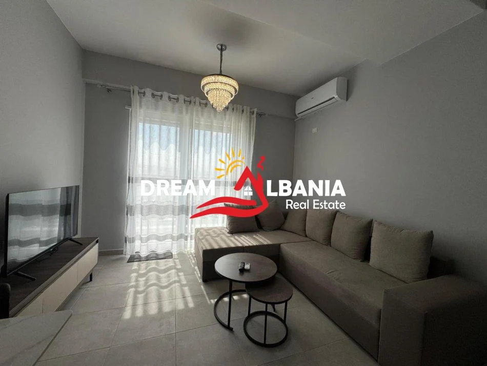 Tirane, jepet me qera 2+1 Kati 7, 105 m² 700 € (Berryli)