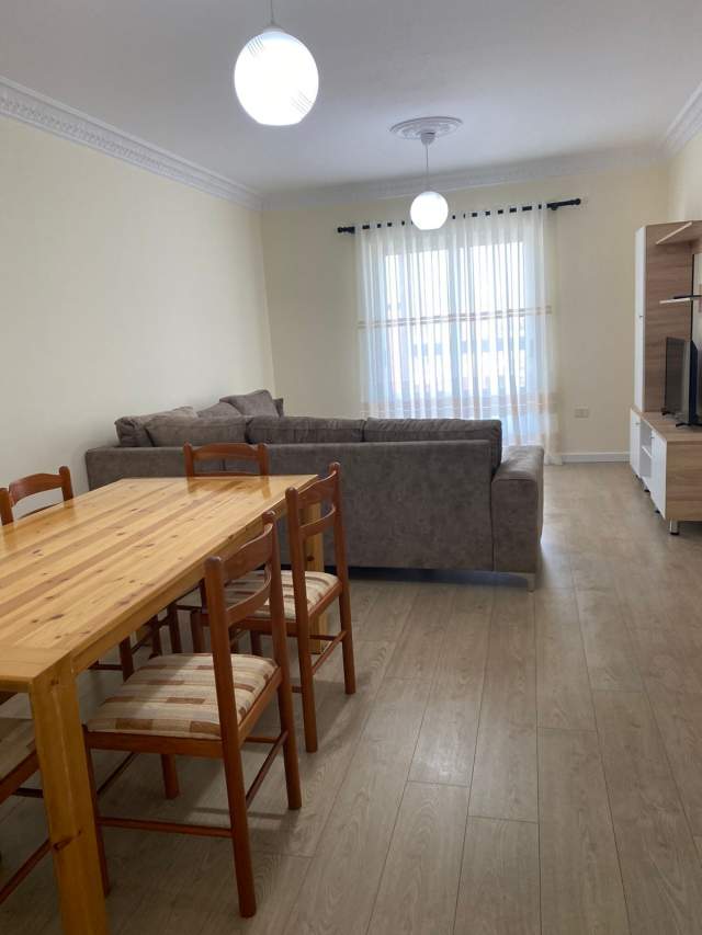 Tirane, jepet me qera apartament 2+1+BLK Kati 7, 99 m² 420 Euro (Rruga Dritan Hoxha)
