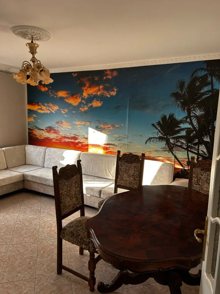 Tirane, jepet me qera apartament 2+1+Ballkon Kati 6, 80 m² 420 € (Laprak)