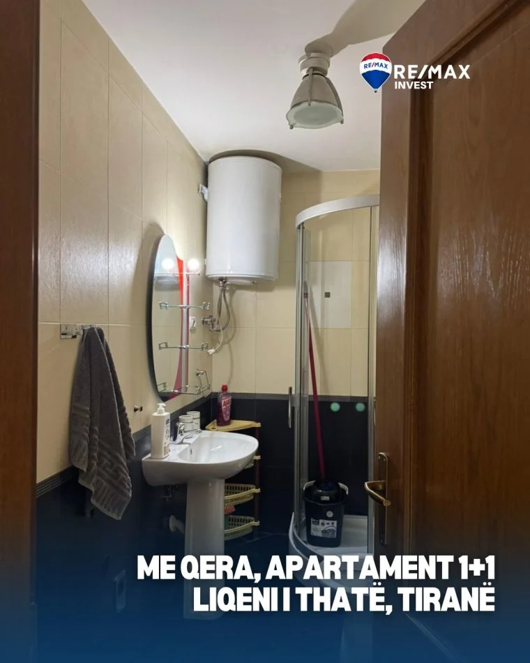 Tirane, jepet me qera apartament 1+1 Kati 4, 70 m² 550 € (Kompleksi Kolombo, Liqeni i Thate)