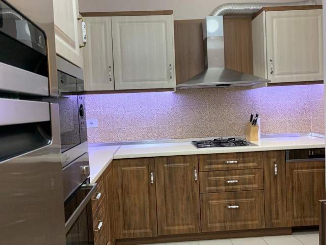 Durres, jepet me qera apartament 2+1+BLK Kati 9, 70 m² 400 Euro (aleksander goga)