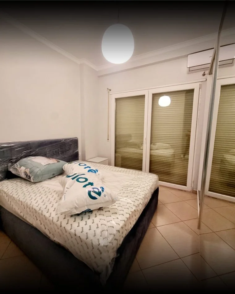 Tirane, jepet me qera 2+1+Ballkon Kati 2, 98 m² 850 € (Janos Hunyadi)