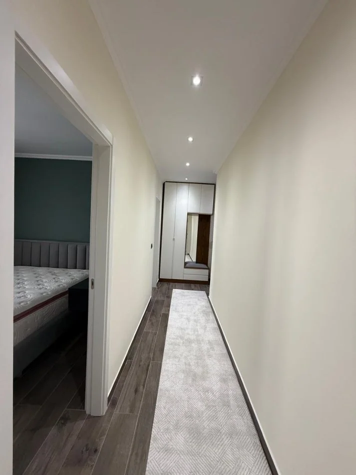 Shqiperi, jepet me qera apartament 1+1 Kati 2, 75 m² 750 € (Teg)