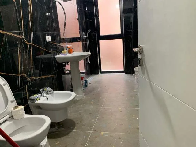 Tirane, jepet me qera apartament 2+1+BLK Kati 1, 100 m² 500 Euro