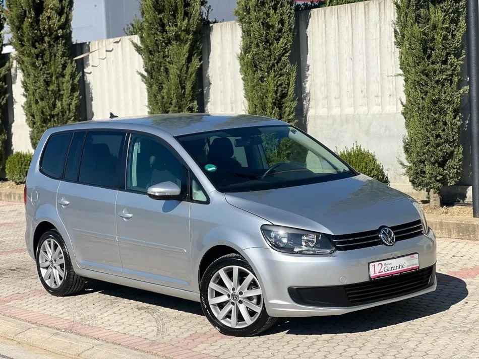 Volkswagen TOURAN 1.6 NAFTE 👉 2011 👈 kambio MANUALE - 5 VENDE