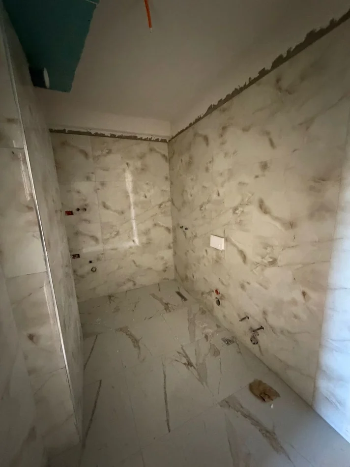 Durres, shitet apartament 1+1+Ballkon Kati 2, 58 m² 76.500 € (Golem)