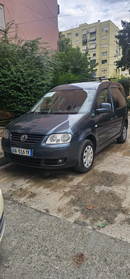 Tirane, Shitet Makine VOLKSWAGEN Nafte, Gri  Erret manuale me Kondicioner 4.950 €