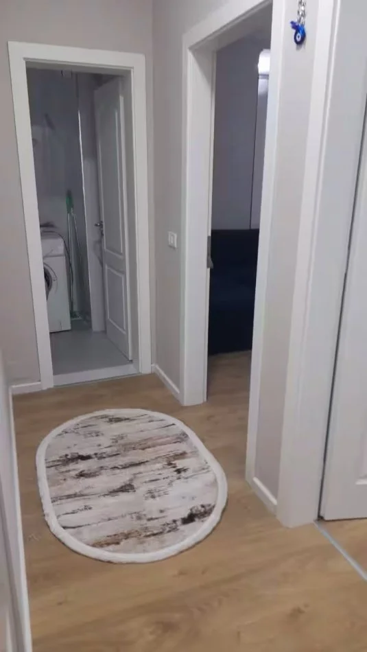 Tirane, jepet me qera apartament 1+1+Ballkon Kati 4, 70 m² 800 € (Myslym Shyri)