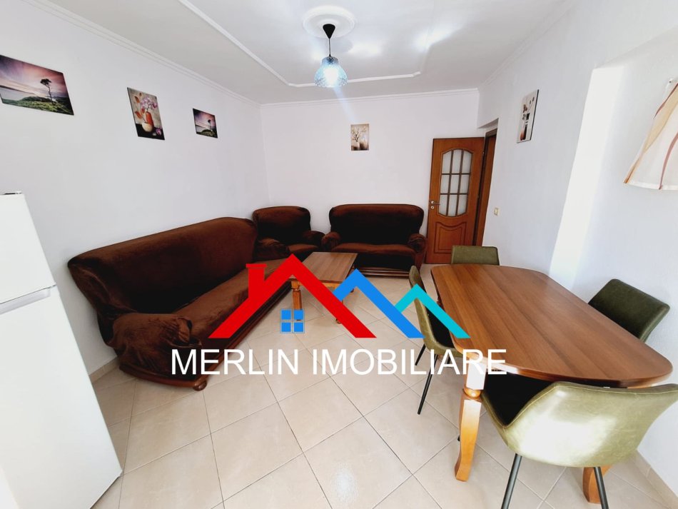 Tirane, jepet me qera apartament 2+1 Kati 4, 60 m² 470 € (RRUGA SULEJMAN PASHA)