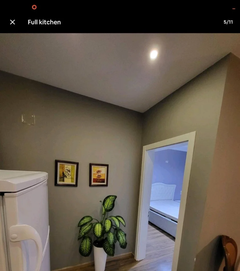Tirane, jepet me qera apartament 1+1+Ballkon Kati 11, 70 m² 650 € (+355693414015)