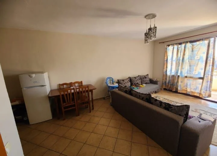 Tirane, jepet me qera apartament 1+1+Ballkon Kati 7, 60 m² 400 € (rruga Aleksander Moisiu)