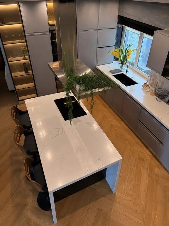 Tirane, jepet me qera Vile 3+1+Ballkon Kati 2, 250 m² 3.600 € (White House Teg)