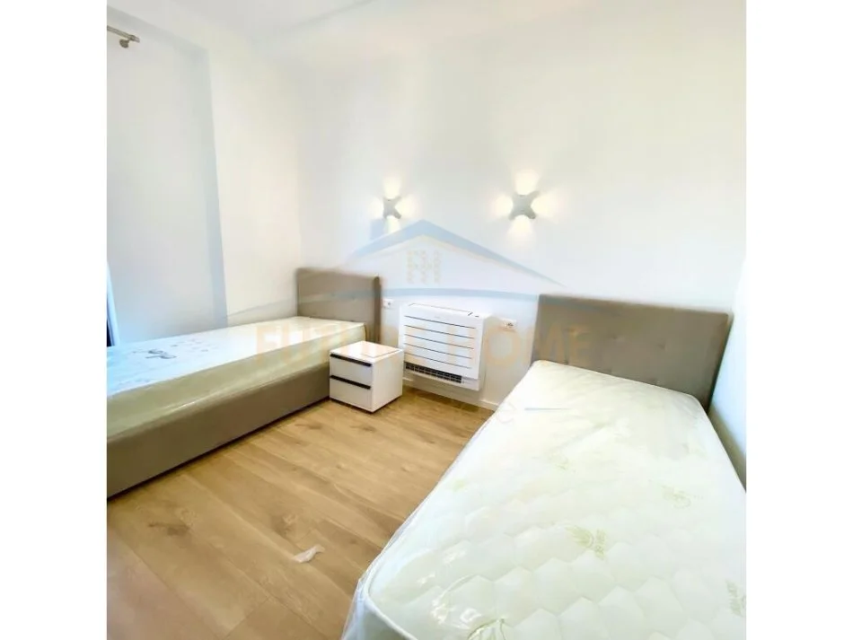 Tirane, jepet me qera apartament 2+1 Kati 21, 100 m² 1.170 € (RRUGA KAVAJES)