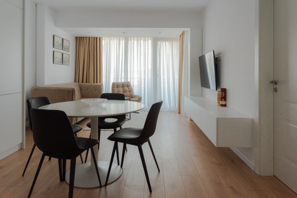 Tirane, jepet me qira apartament 1+1 Kati 12, 70 m² 600 € (Stacioni i Trenit)