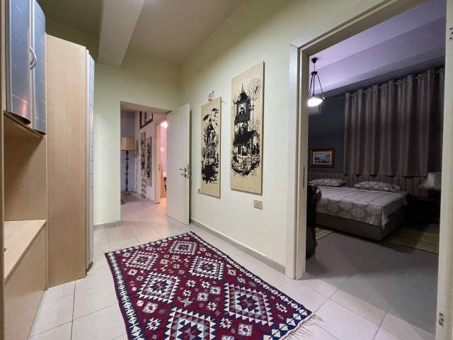 Tirane, jepet me qera apartament 1+1+A+BLK Kati 3, 86 m² 450 Euro (rruga Hamid Shijaku)