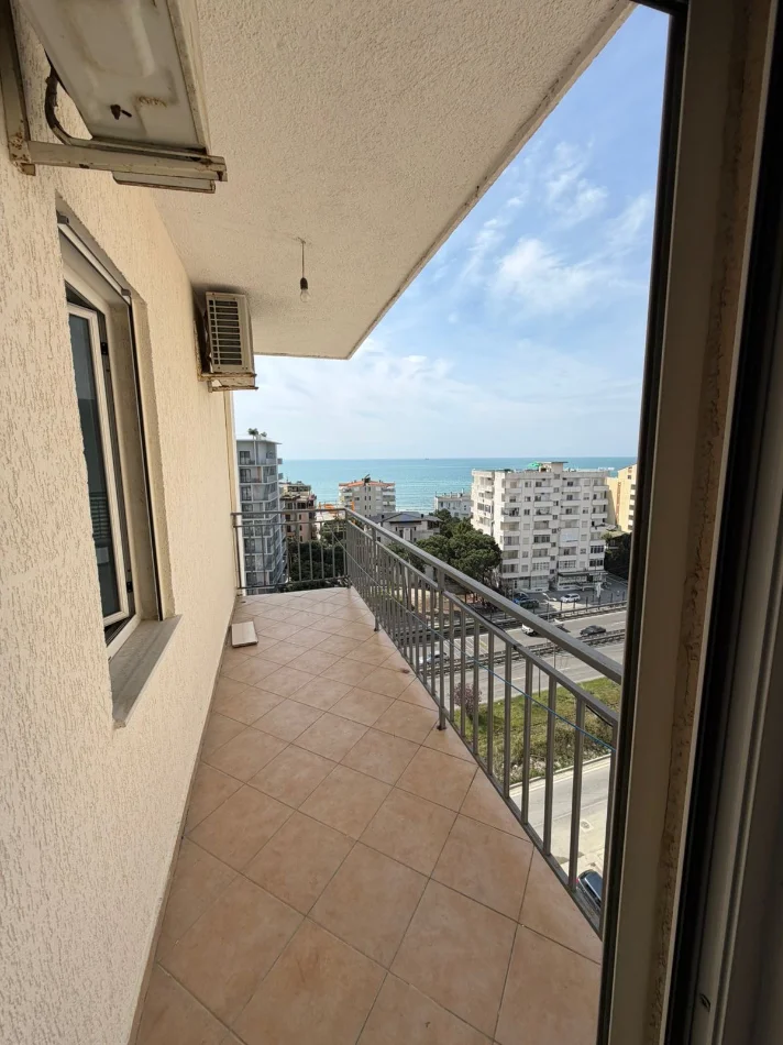 Durres, shitet apartament 2+1+Ballkon Kati 9, 99.000 € (Shkembi kavajes)