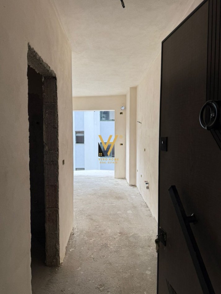 Durres, shitet apartament 1+1+Ballkon Kati 3, 51 m² 67.600 € (PISHAT E BUTA, DURRES)