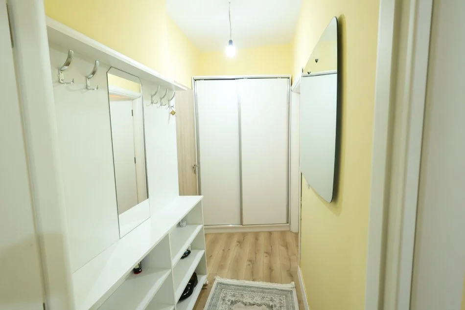 Tirane, jepet me qera apartament 1+1 Kati 4, 55 m² 300 € (Hotel Gaxherri ne Fresk)