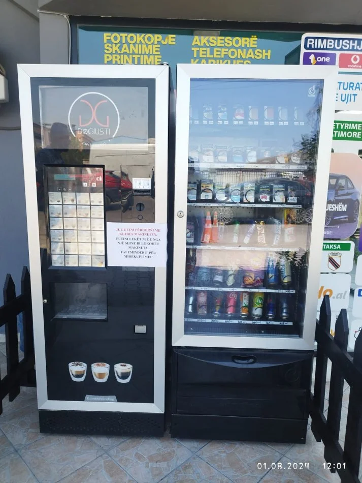 Durres, ofroj Shiten Distributor Automatik per Kafe dhe Snack ne Durres Gjithashtu disponojme edhe makineri per Cigare si dhe Expresa Gaia te markes Bianchi qe jane gati si te rinje dhe te pershtashem per restorante ,lokale,Bujtina ,Farmaci ,sht...