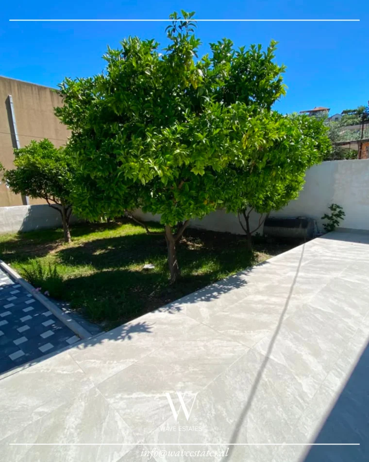 Durres, shitet shtepi 3+1 , 160.000 € (Lagja e Re)
