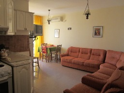 Durres, jap me qera apartament ne plazh 1+1+BLK Kati 4, 68 m² 40 Euro/nata (Shkembi i Kavajes)