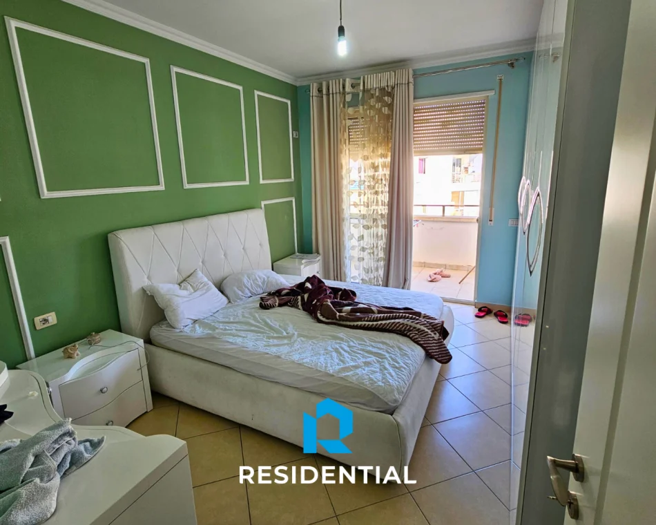 Tirane, jepet me qera apartament 2+1 Kati 8, 111 m² 430 € (Yzberisht)