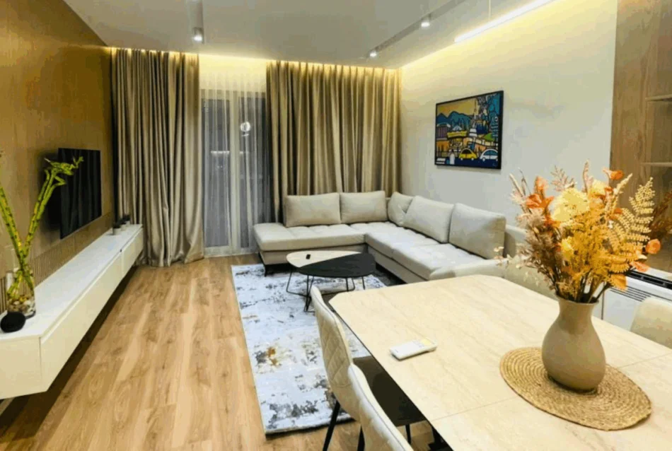 Tirane, jepet me qera apartament 2+1 Kati 4, 100 m² 850 € (Rruga Jordan Misja)