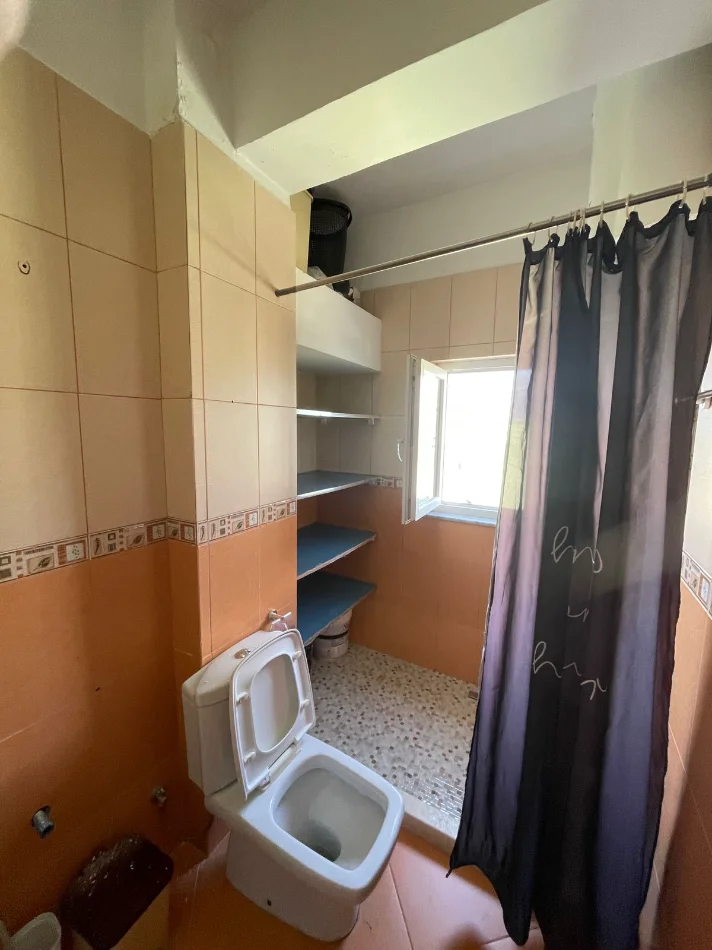 Tirane, jepet me qera apartament 2+1 Kati 8, 850 € 