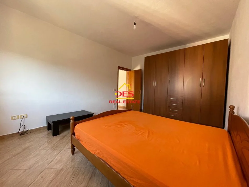 Vlore, shitet apartament 1+1+Ballkon Kati 8, 71 m² 113.000 € (Rruga Gjergj A|rianiti)