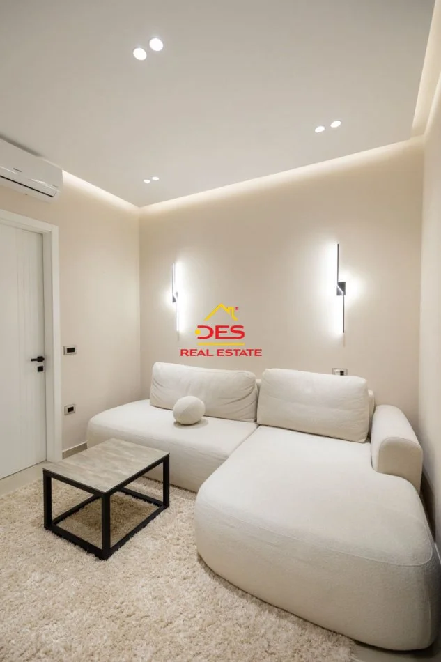 Vlore, shitet apartament 1+1 Kati 1, 110 m² 215.000 € (Rruga Gjergj Kastrioti)