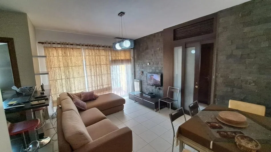 Tirane, jepet me qera apartament 2+1 Kati 4, 90 m² 600 € (Bar Agroni Fusha e Aviacionit)