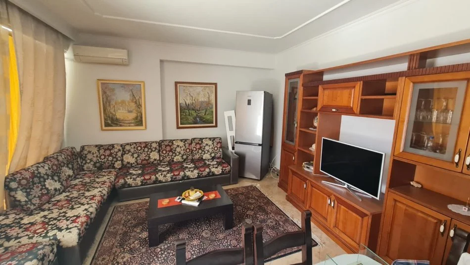 Tirane, jepet me qera apartament 2+1+Ballkon Kati 2, 100 m² 700 € (Kompleksi Delijorgji)