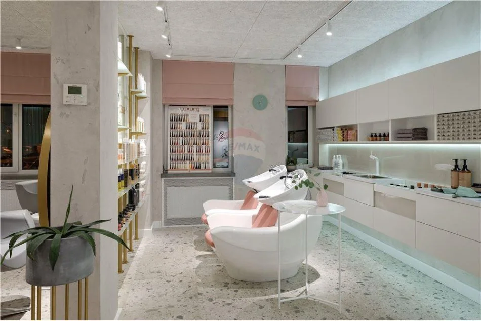 Tirane, jepet me qera , (Biznes beauty center per qira)