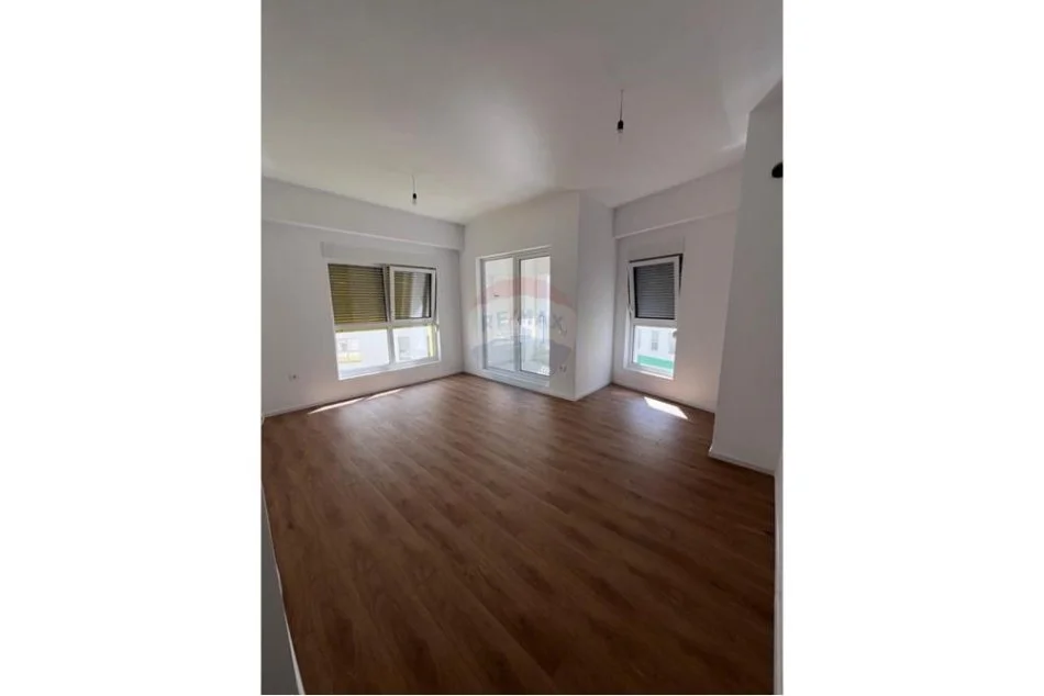 shitet , 56 m² 102.000 € (Apartament 1+1 ne Shitje - Rezidenca Kaimi)