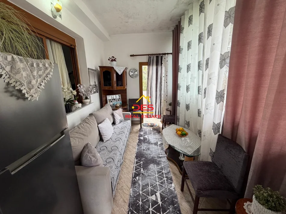 Vlore, shitet shtepi Kati 0, 131 m² 170.000 € (Lagja "Topana")
