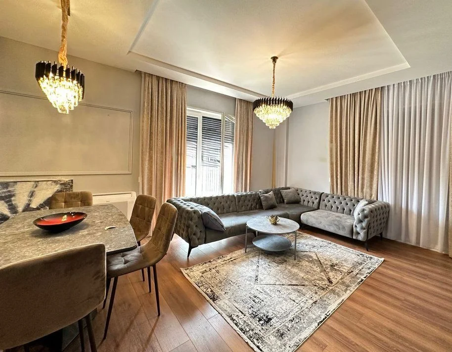 Tirane, jepet me qera apartament 2+1 Kati 2, 90 m² 1.300 € 