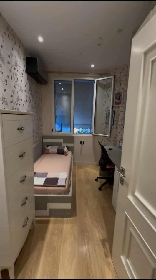 Tirane, shitet apartament 2+1+Ballkon Kati 4, 80 m² 211.000 € (Kopshti Botanik)