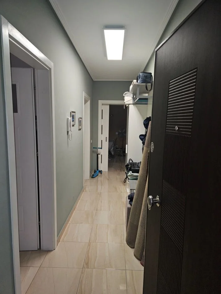 Tirane, shitet apartament Kati 9, 97 m² 110.000 € 