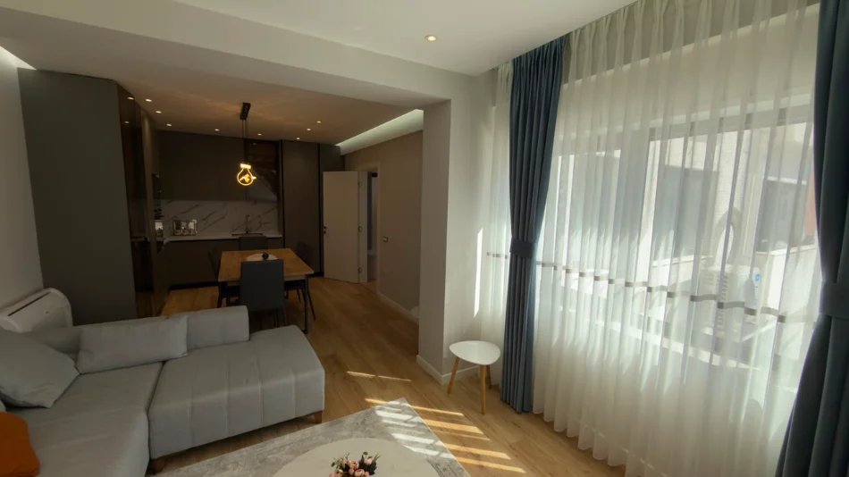 Tirane, jepet me qera apartament 1+1 Kati 4, 88 m² 1.000 € (Kodra e Diellit)