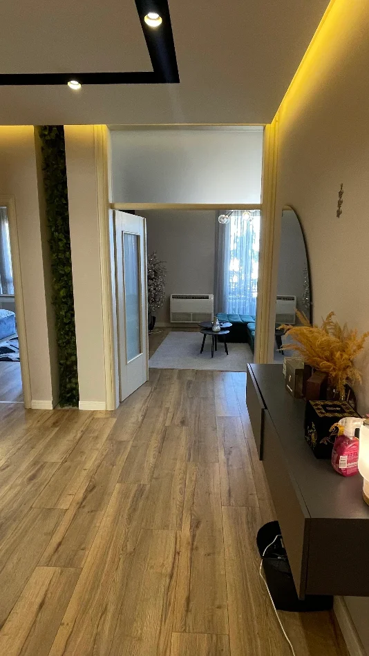 Tirane, shitet apartament 2+1+Aneks+Ballkon Kati 3, 310.000 € 