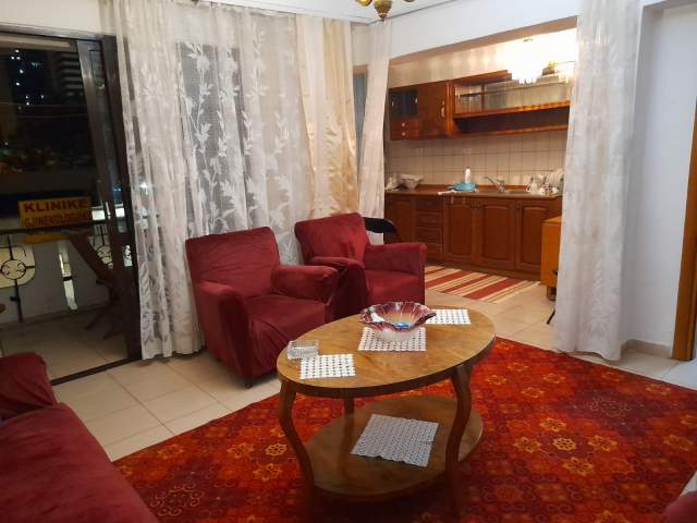 Tirane, jepet me qera apartament 1+1+BLK Kati 2, 67 m² 500 Euro (rruga Dede Gjo Luli)
