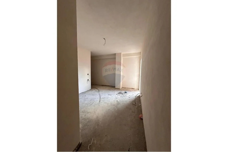 shitet , 103 m² (APARTAMENT 2+1+2 PER SHITJE TE AURA COMPLEX)