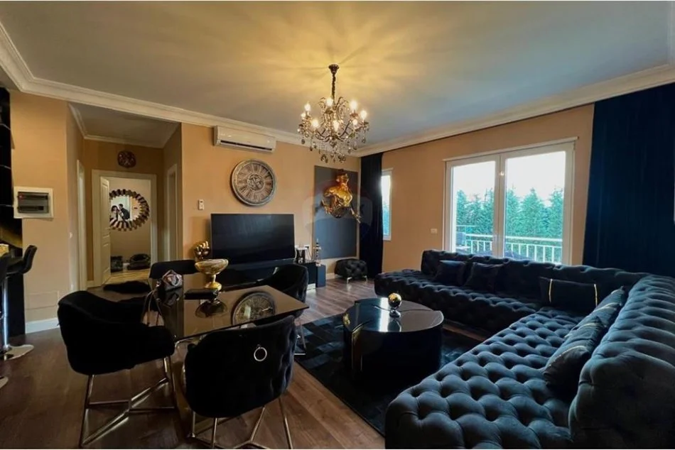 shitet , 80 m² 330.000 € (Ofrohet apartament 2+1 ne nje nga komplekset me ekskluzive prane Tiranes, "Joy Residences",)