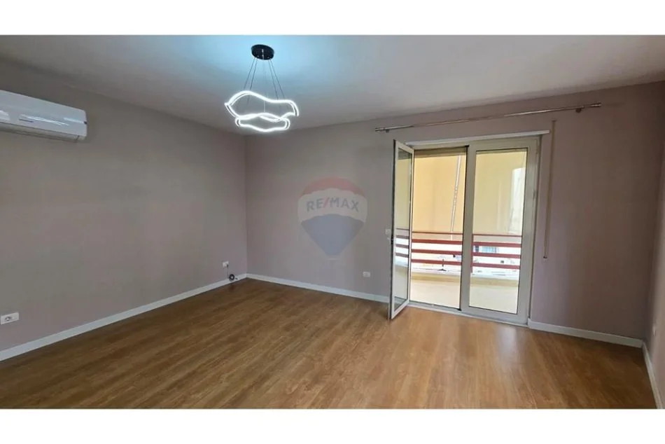 jepet me qera , 140 m² 700 € (Apartament 3+1+2 per Qira te Kopshti Zoologjik!)