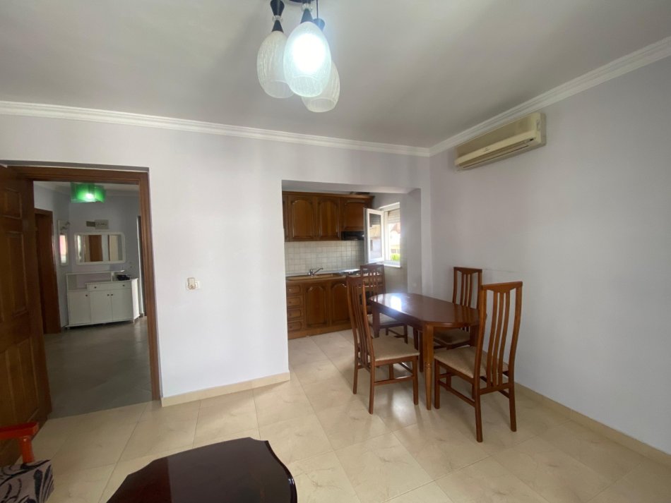 Tirane, shitet apartament 2+1 Kati 5, 83 m² 130,000 € (Qamil Guranjaku)